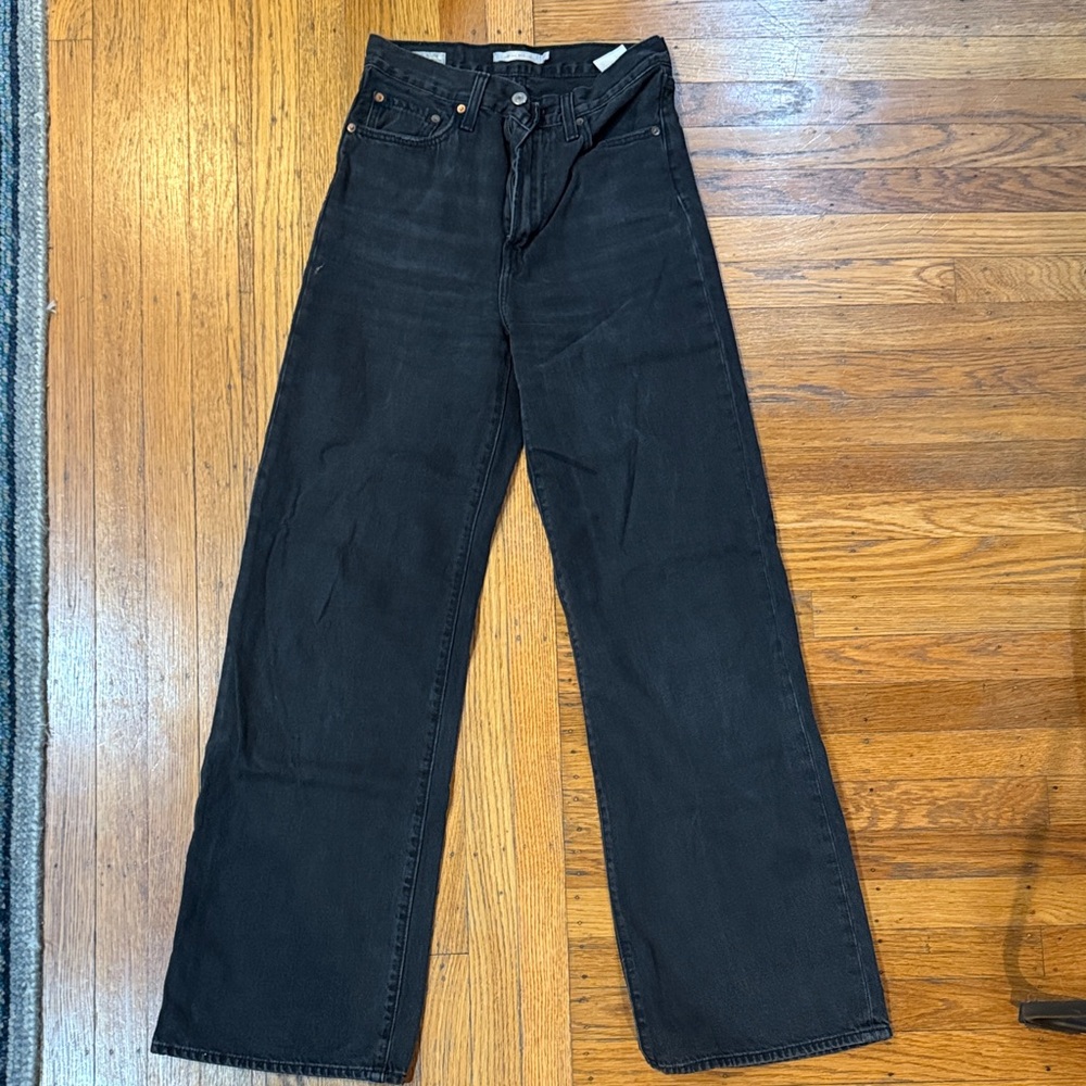 Levi’s Ribcage wide leg